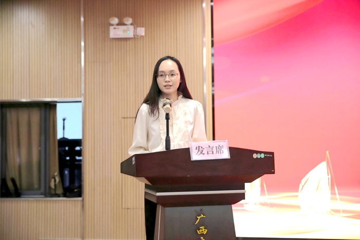 2022年师徒结对徒弟代表石文静.jpg